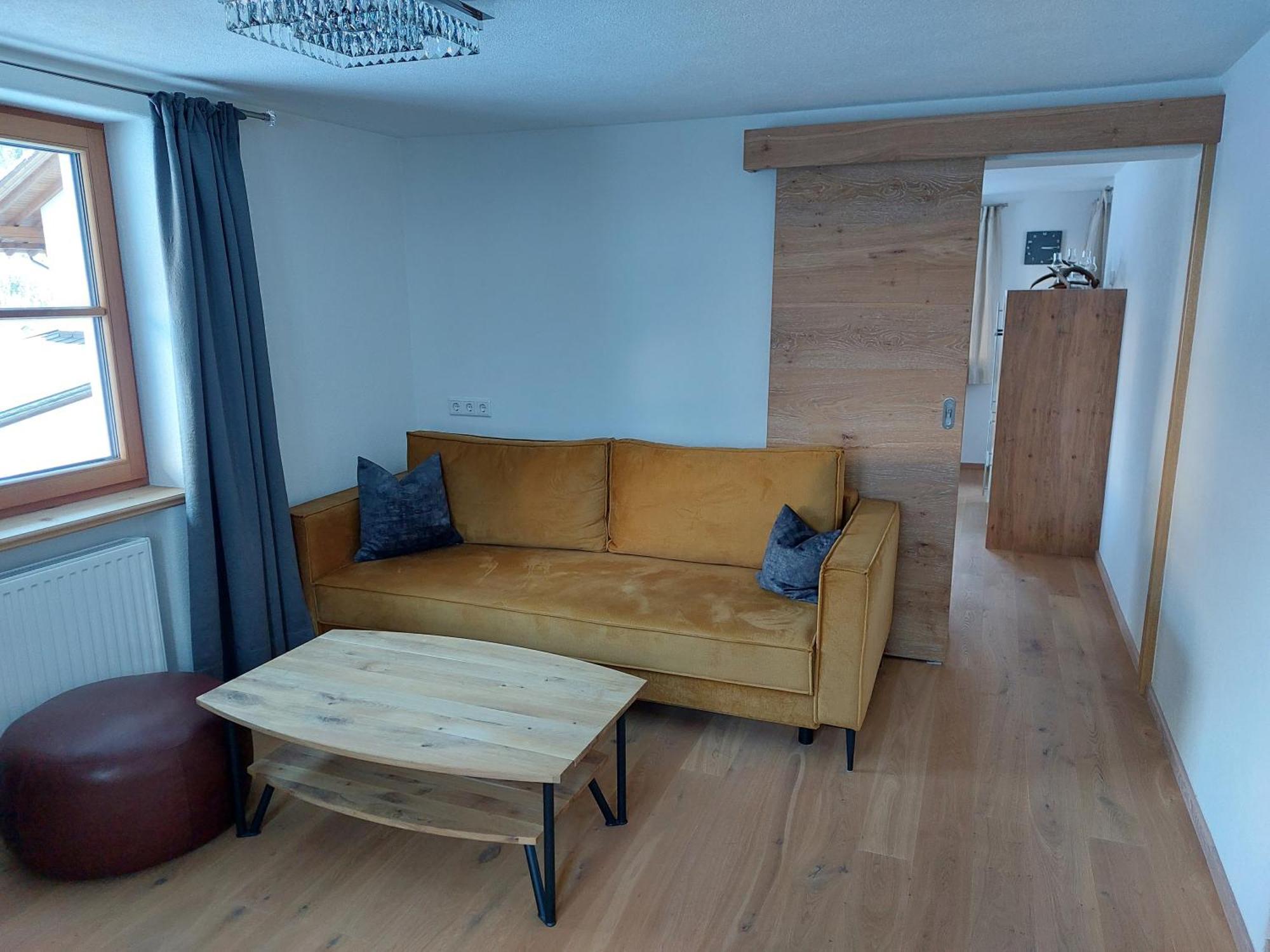 Foersterhaus Apartment Holzgau Luaran gambar